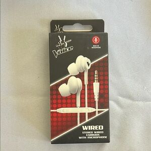 White Wired Stereo Earbuds with Microphone